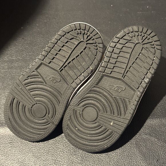 Air Jordan 1 Mid TD 'Black Gold' Size 7C 640735-177 with box - Picture 8 of 11